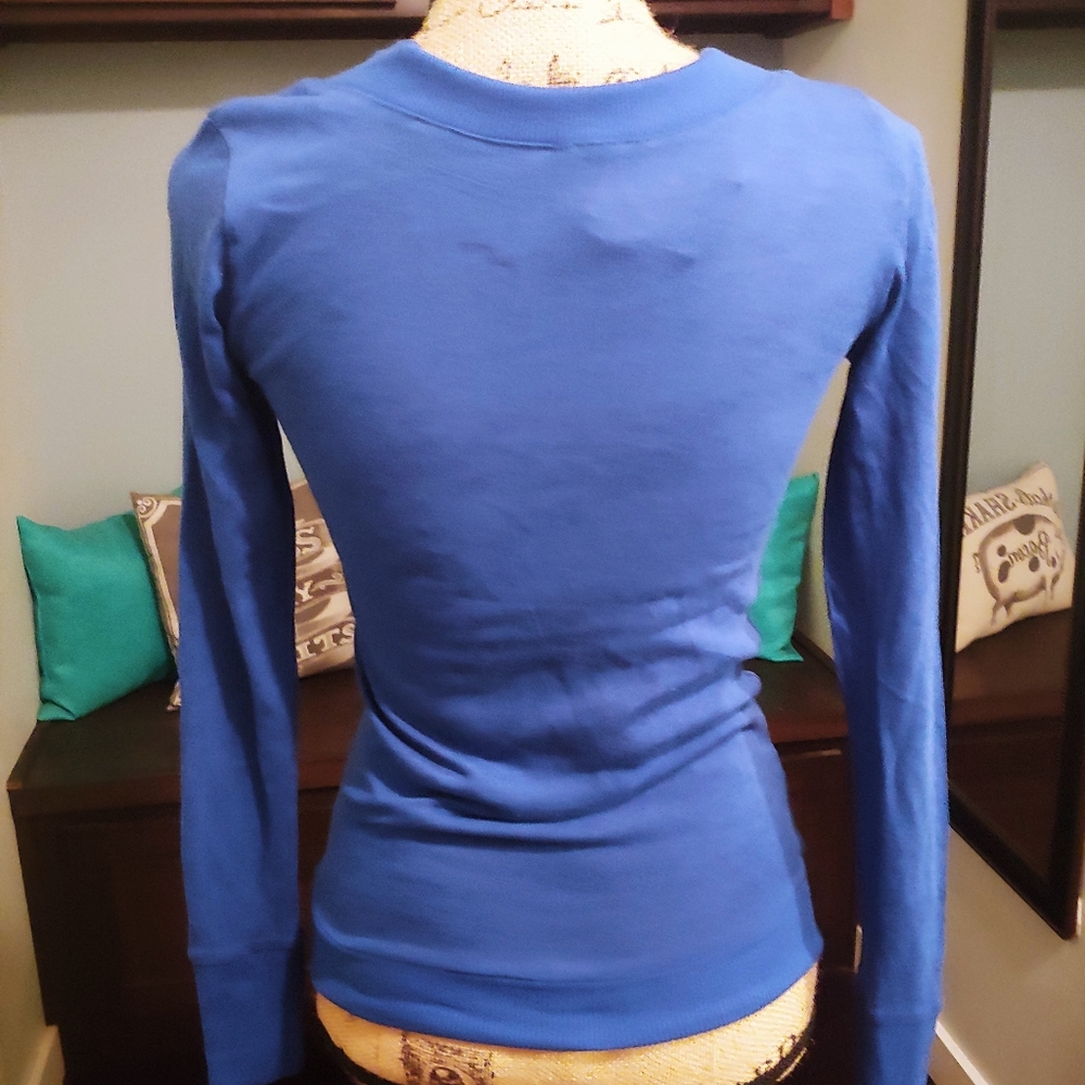 Sweater - Picture 3 of 3